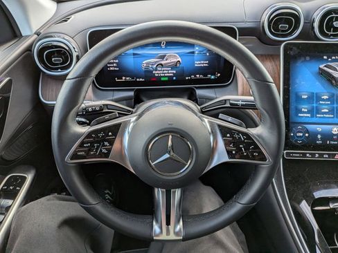 Certified 2025 Mercedes-Benz GLC 350e 4MATIC image 9