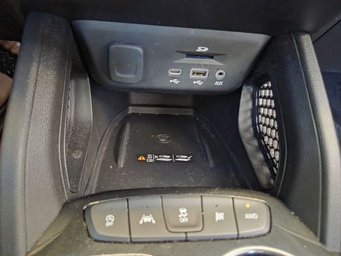 Used 2021 Chevrolet TrailBlazer RS w/ Sun and Liftgate Package image 42