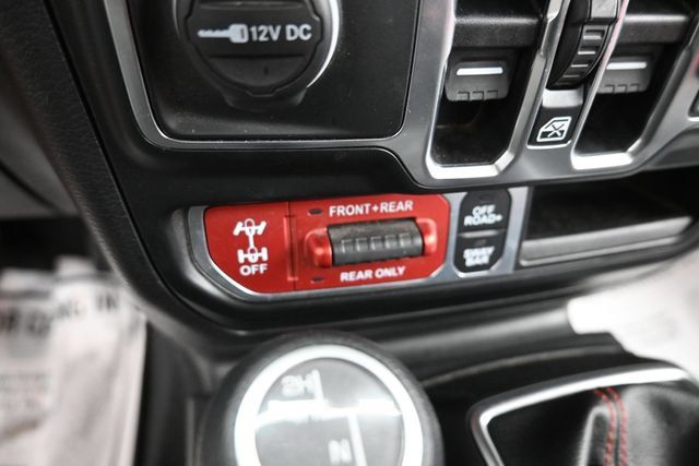Used 2021 Jeep Gladiator Rubicon w/ LED Lighting Group AWD/4WD image 13