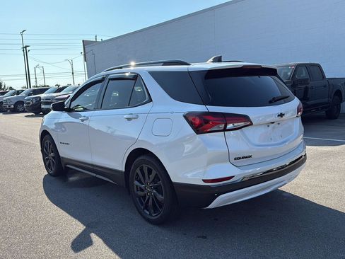 Used 2023 Chevrolet Equinox RS w/ RS Leather Package FWD image 4