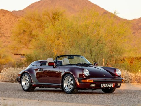 Used 1989 Porsche 911 Carrera RWD image 2