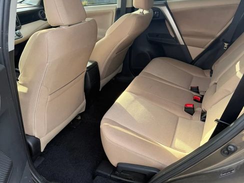 Used 2013 Toyota RAV4 XLE FWD image 7