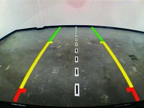 Used 2018 Jeep Grand Cherokee Altitude image 22