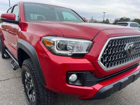 Used 2019 Toyota Tacoma TRD Off-Road image 23