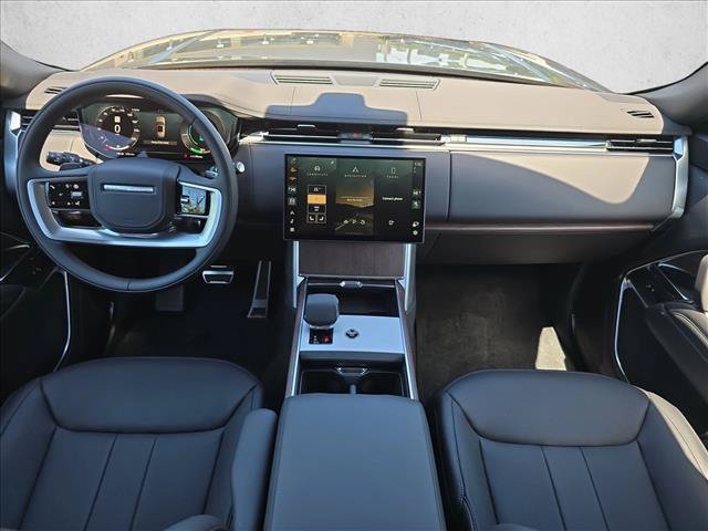 New 2025 Land Rover Range Rover SE AWD/4WD image 9