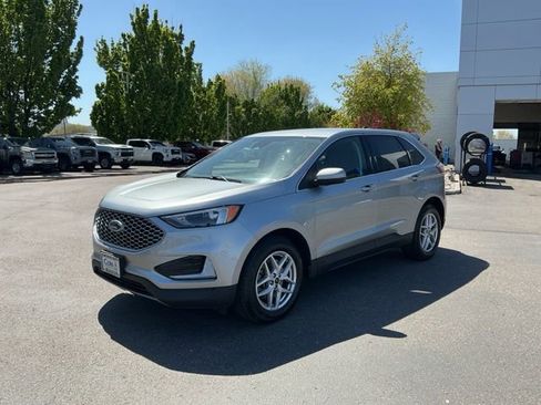 Used 2024 Ford Edge SEL AWD/4WD image 8
