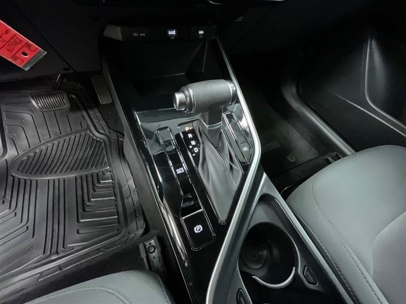 Used 2025 Kia Niro LX FWD image 15
