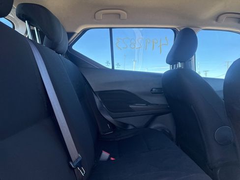 Certified 2024 Nissan Kicks S image 22