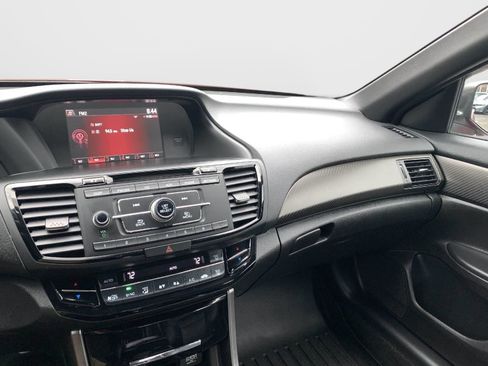 Used 2017 Honda Accord Sport Special Edition image 20