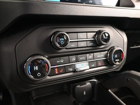 New 2026 Ford Bronco Big Bend w/ Black Diamond Package AWD/4WD image 25