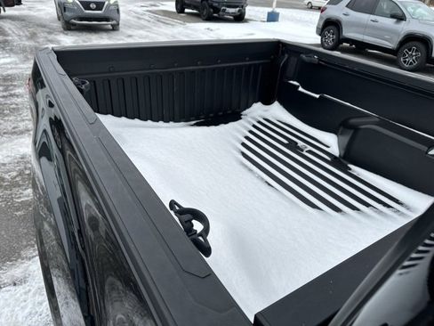 Used 2022 Toyota Tacoma SR image 14