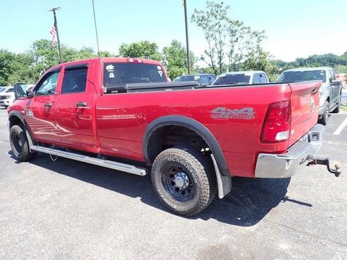 Used 2018 RAM 2500 Tradesman w/ Chrome Appearance Group AWD/4WD image 4