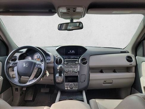 Used 2014 Honda Pilot Touring image 18
