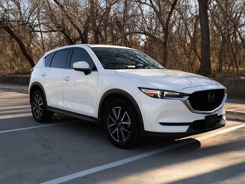 Used 2017 MAZDA CX-5 Grand Touring w/ Premium Package image 2