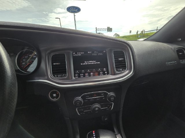 Used 2019 Dodge Charger R/T RWD image 16