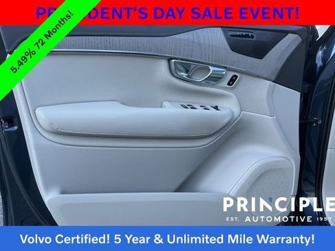 Certified 2025 Volvo XC90 T8 Ultra w/ Protection Package Premier image 27
