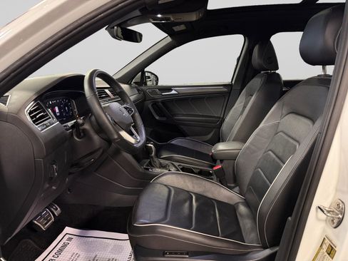 Used 2022 Volkswagen Tiguan SEL R-Line AWD/4WD image 15