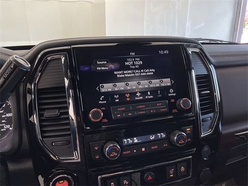 Certified 2021 Nissan Titan Platinum Reserve image 25