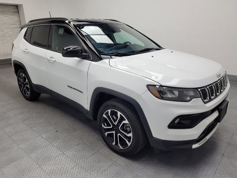 Used 2024 Jeep Compass Limited AWD/4WD image 11