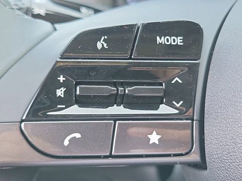 New 2026 Hyundai Elantra SEL Sport image 8