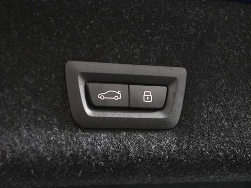 New 2026 BMW 330i xDrive Sedan w/ M Sport Package image 37