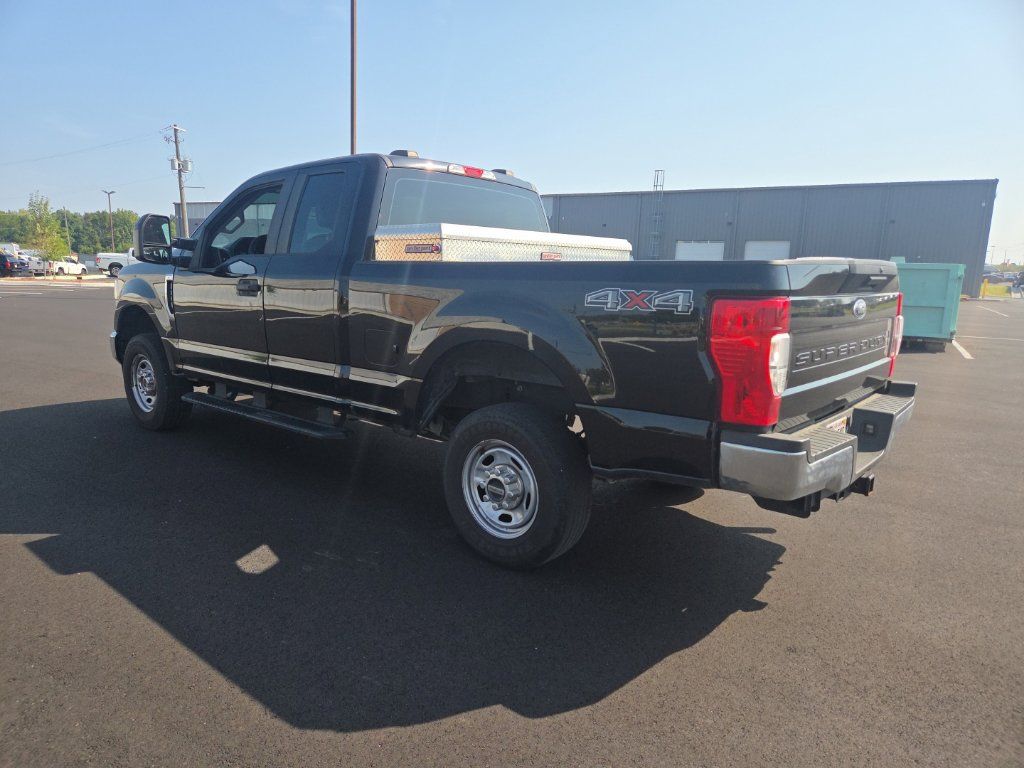 Used 2021 Ford F250 XL w/ Power Equipment Group AWD/4WD image 6