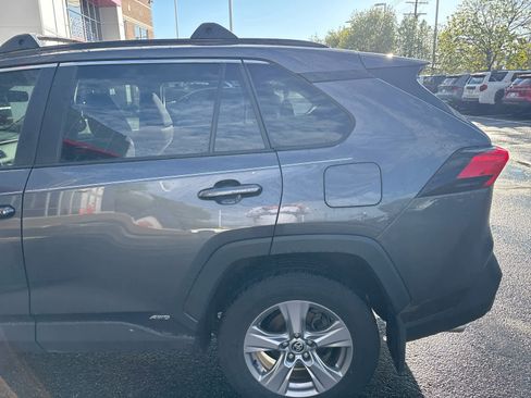 Used 2025 Toyota RAV4 XLE image 6