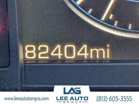 Used 2015 Cadillac Escalade Premium image 32