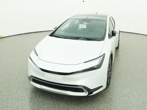 New 2026 Toyota Prius Plug-In Hybrid image 3