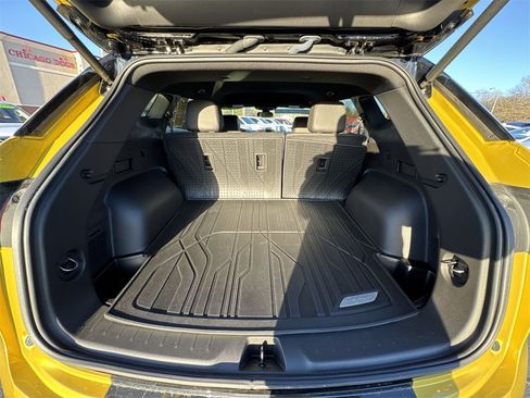 Used 2023 Chevrolet Blazer RS w/ LPO, Floor Liner Package image 23