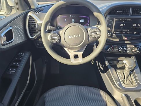 New 2025 Kia Soul LX image 15