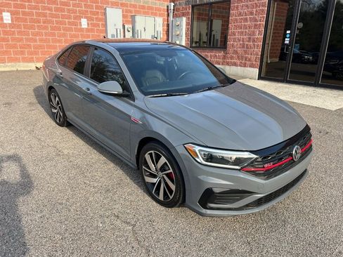Used 2020 Volkswagen Jetta GLI Autobahn image 7