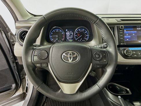 Used 2017 Toyota RAV4 Limited image 11