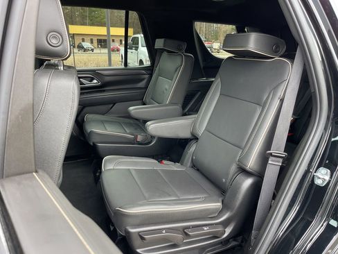 Used 2024 GMC Yukon SLT AWD/4WD image 21
