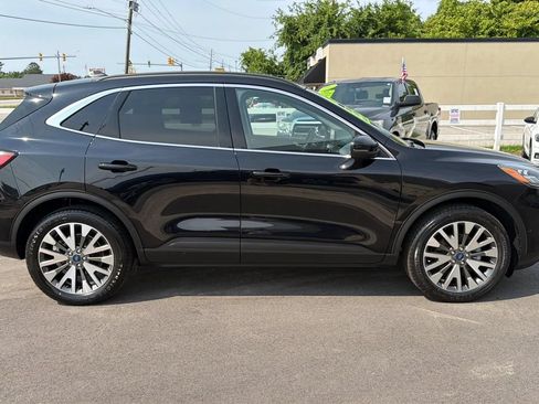 Used 2020 Ford Escape Titanium AWD/4WD image 6