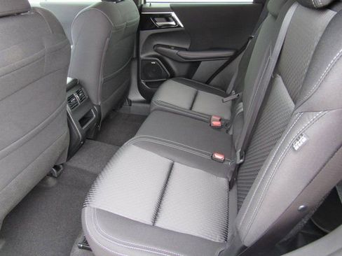 New 2026 Mitsubishi Outlander ES FWD image 8