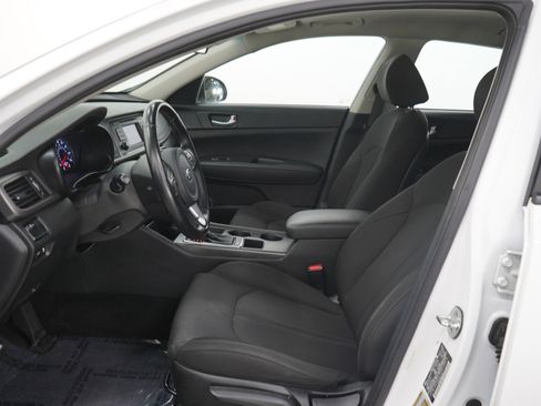 Used 2017 Kia Optima LX image 20