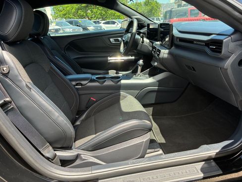 Used 2024 Ford Mustang Coupe RWD image 29