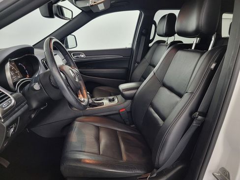 Used 2019 Jeep Grand Cherokee Limited AWD/4WD image 14