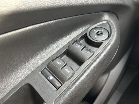 Used 2017 Ford Escape SE image 19