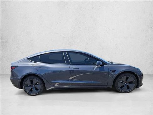 Used 2023 Tesla Model 3 Standard Range RWD image 4
