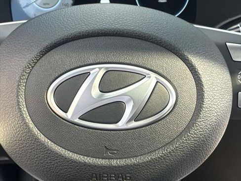 Certified 2025 Hyundai Palisade Calligraphy AWD/4WD image 32