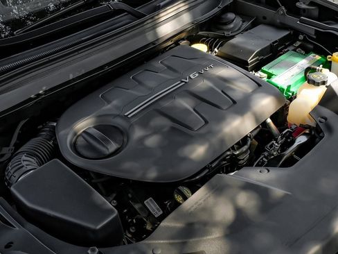 Used 2021 Jeep Cherokee Limited w/ Mopar Interior Package image 62