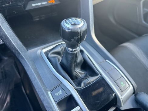 Used 2019 Honda Civic Sport image 23