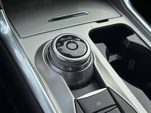 Used 2022 Ford Explorer XLT w/ Equipment Group 202A image 20