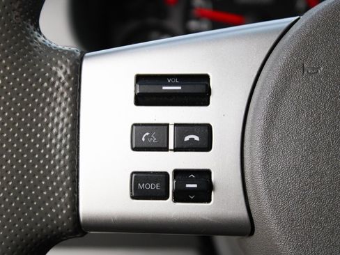 Used 2020 Nissan Frontier SV image 18