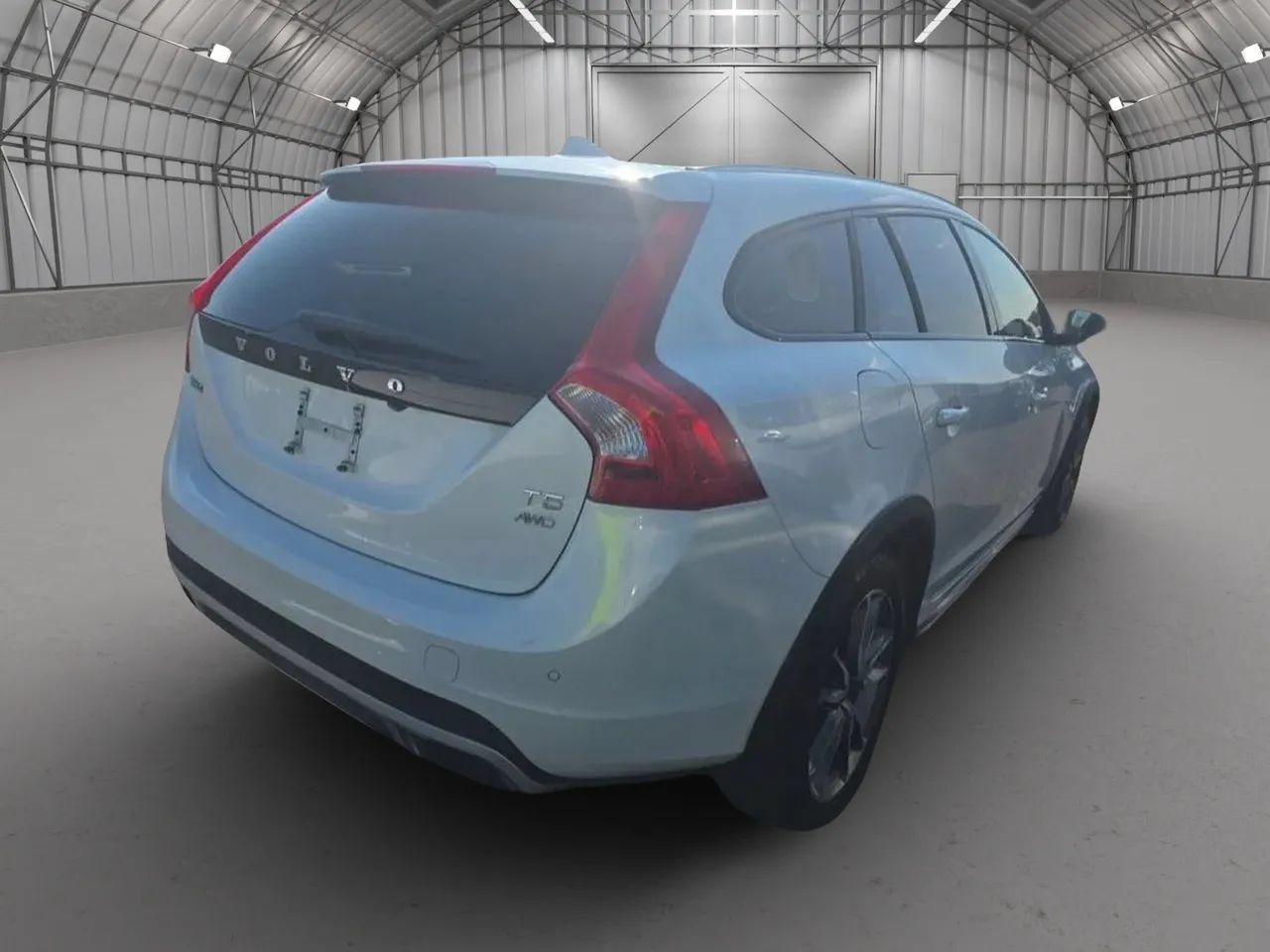 Used 2016 Volvo V60 T5 Cross Country w/ Convenience Package AWD/4WD image 2