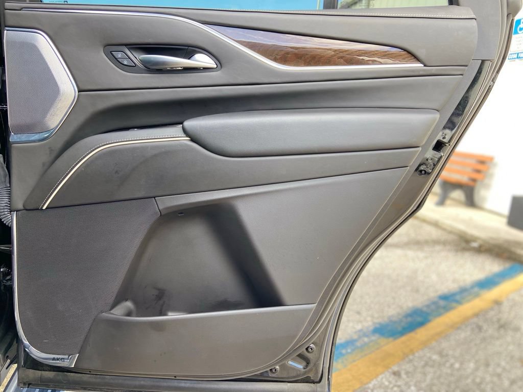 Used 2023 Cadillac Escalade Sport Platinum w/ LPO, ONYX Package AWD/4WD image 22