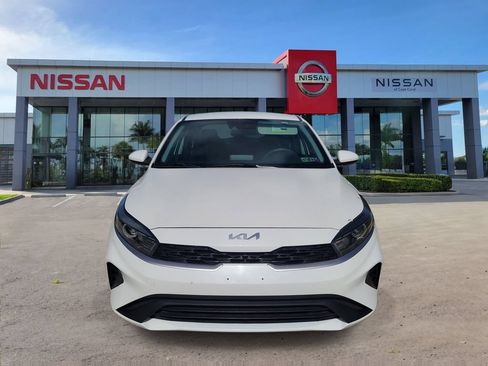 Used 2023 Kia Forte LXS FWD image 6