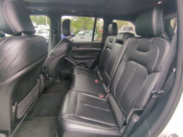 Used 2024 Jeep Grand Cherokee Limited 4xe AWD/4WD image 16